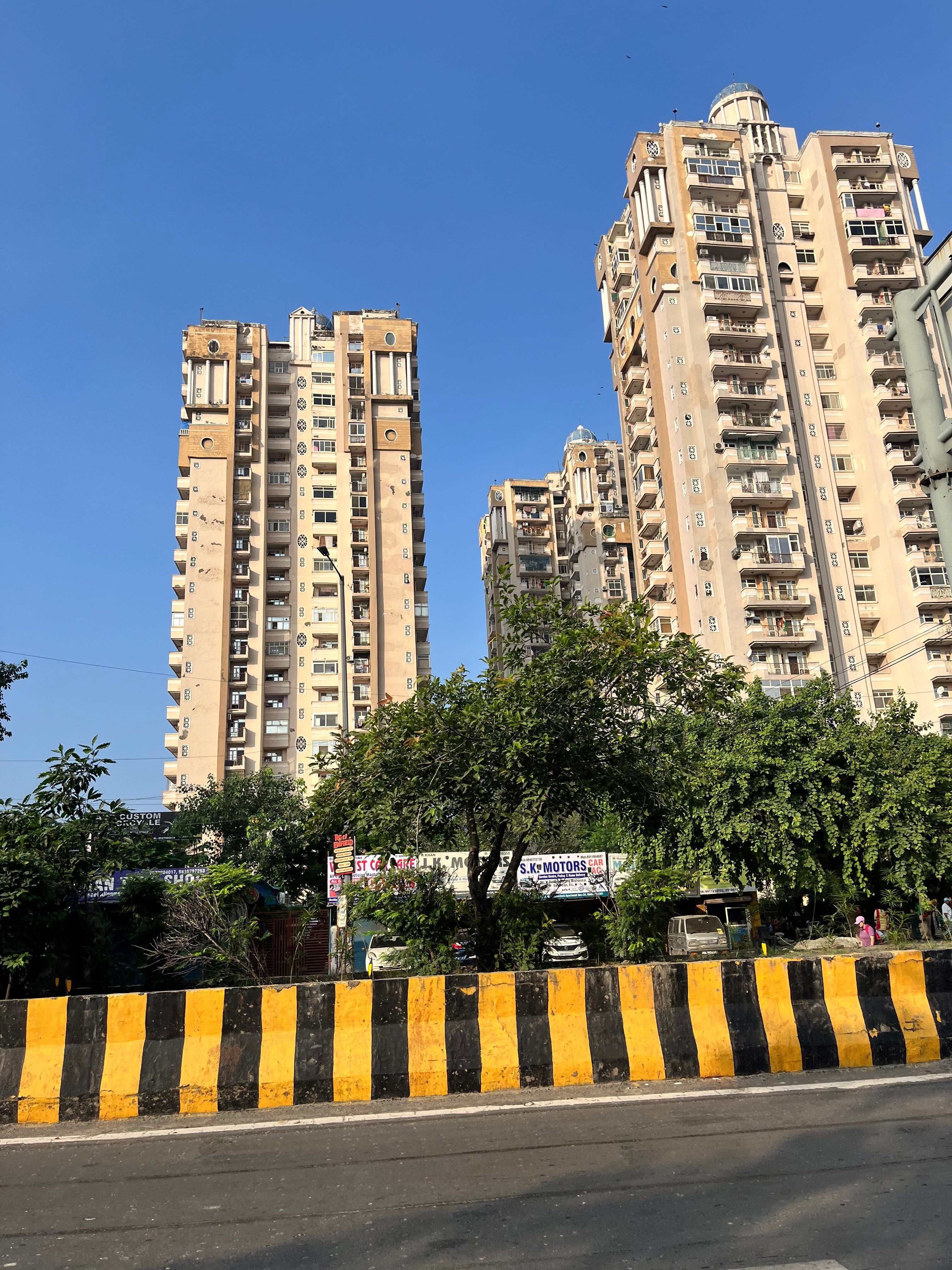 Supertech 34 Pavilion review image