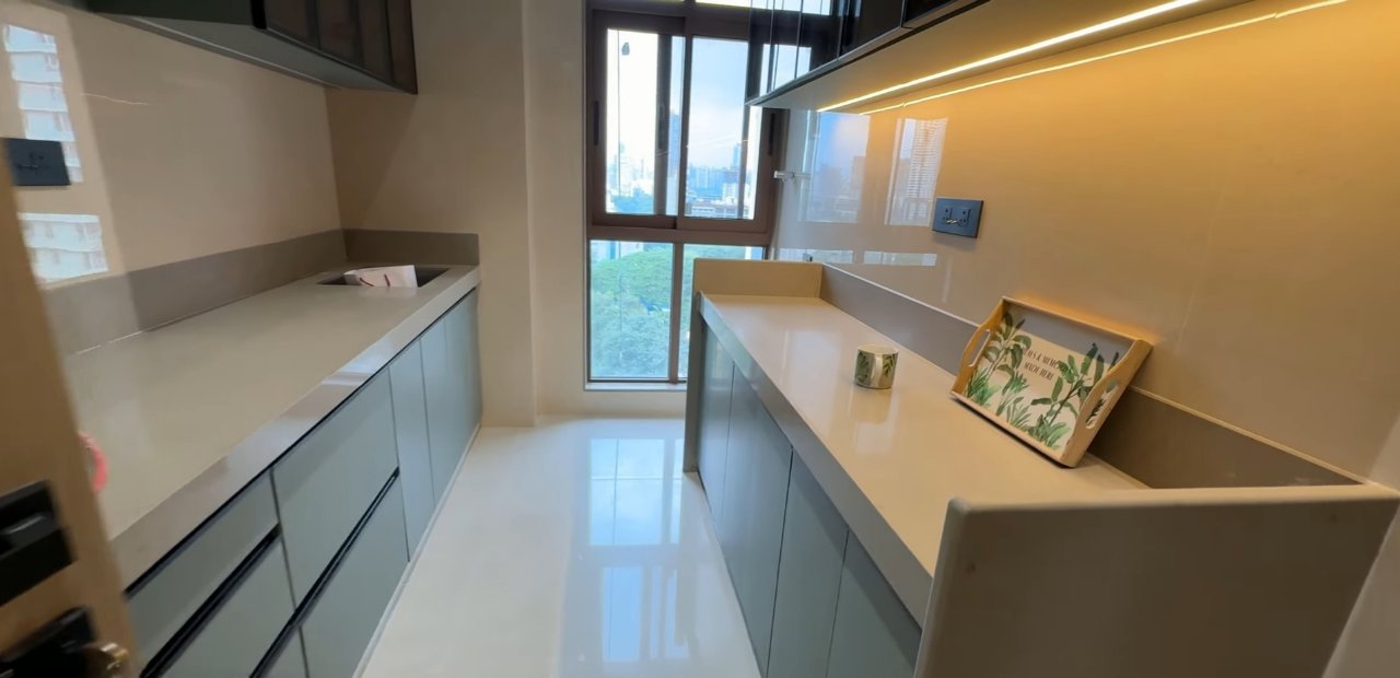 Shreeji Sky Rise review image