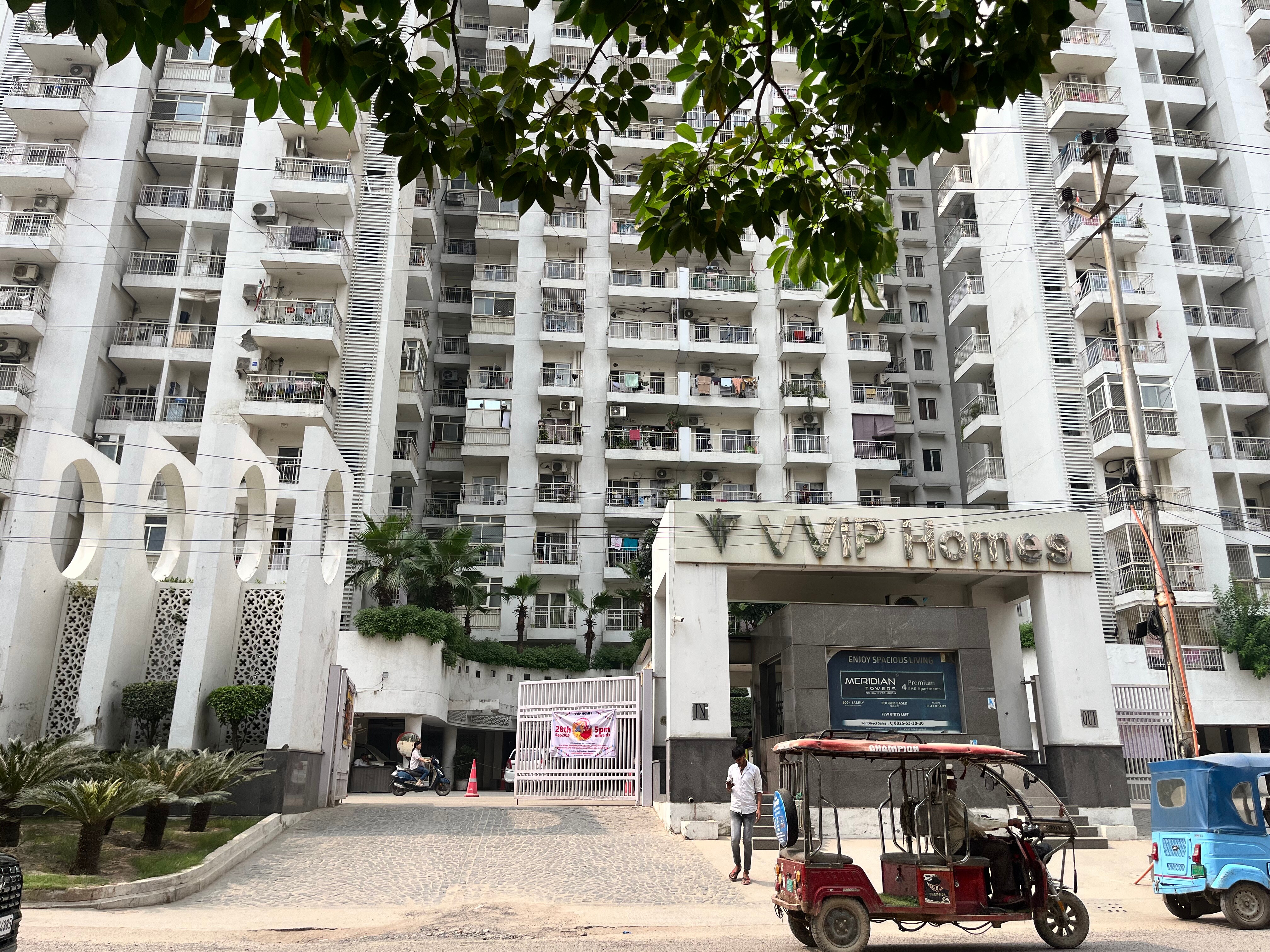 VVIP Homes review image