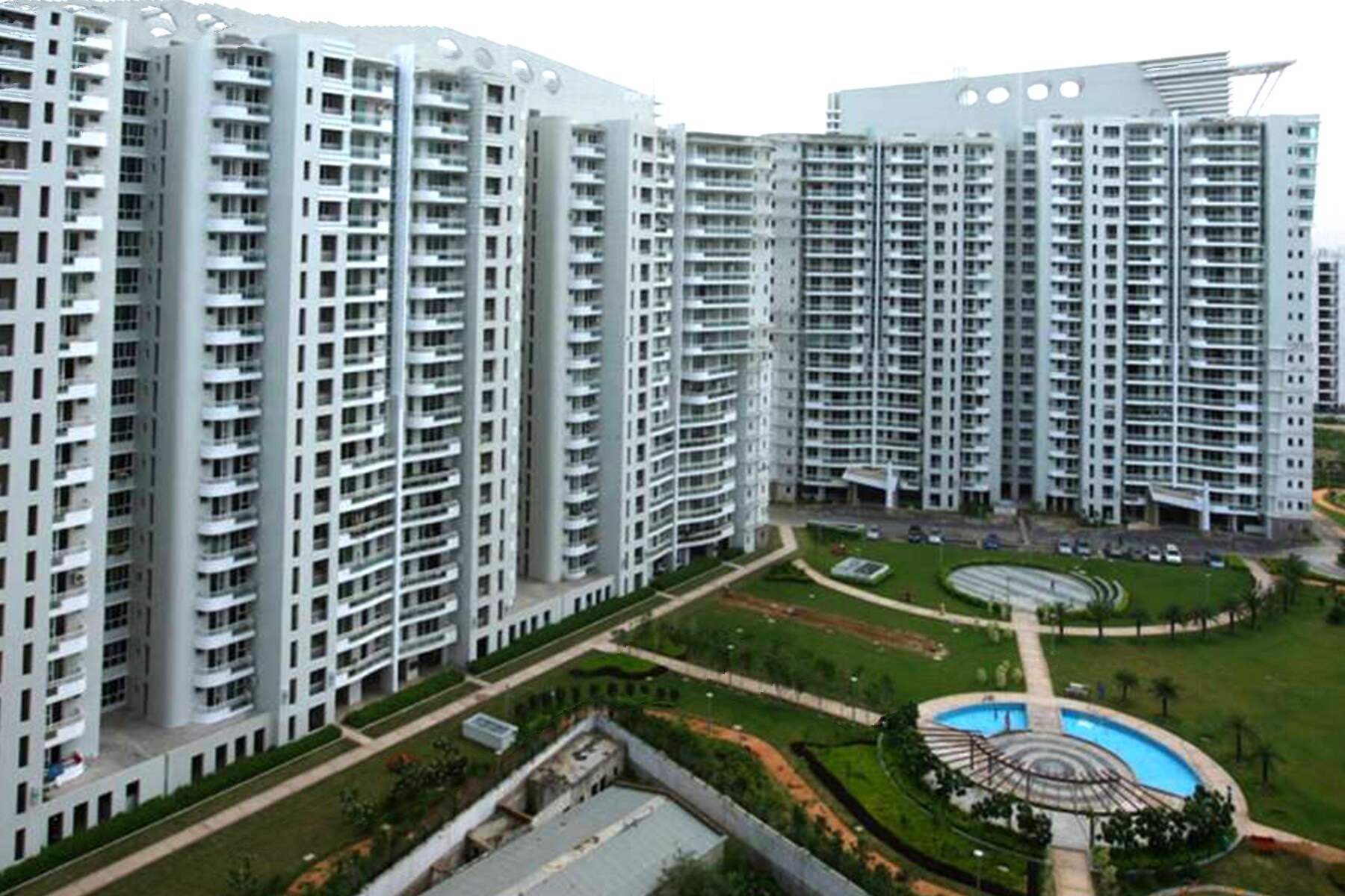 DLF The Icon review image
