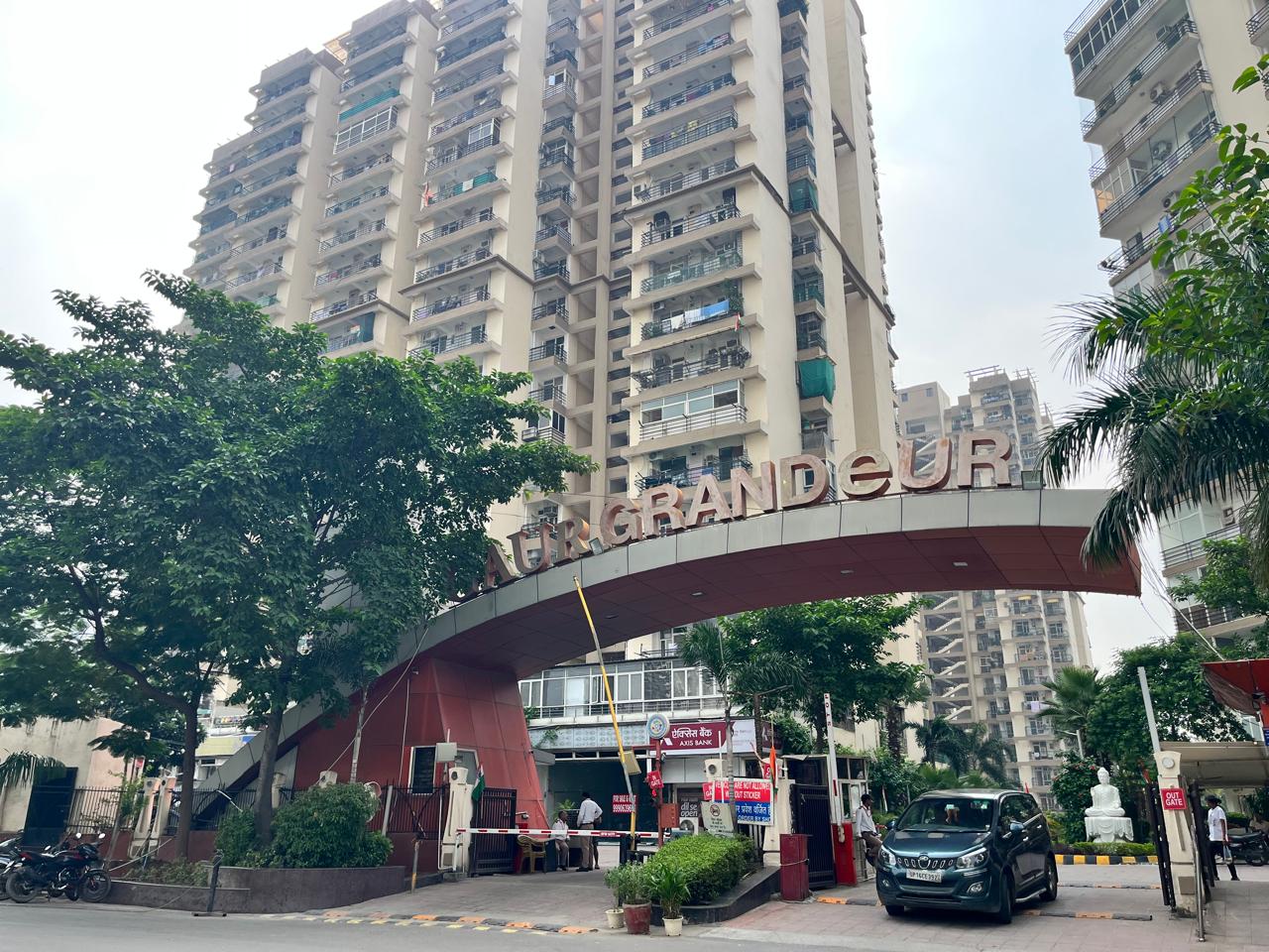 Gaur Grandeur review image