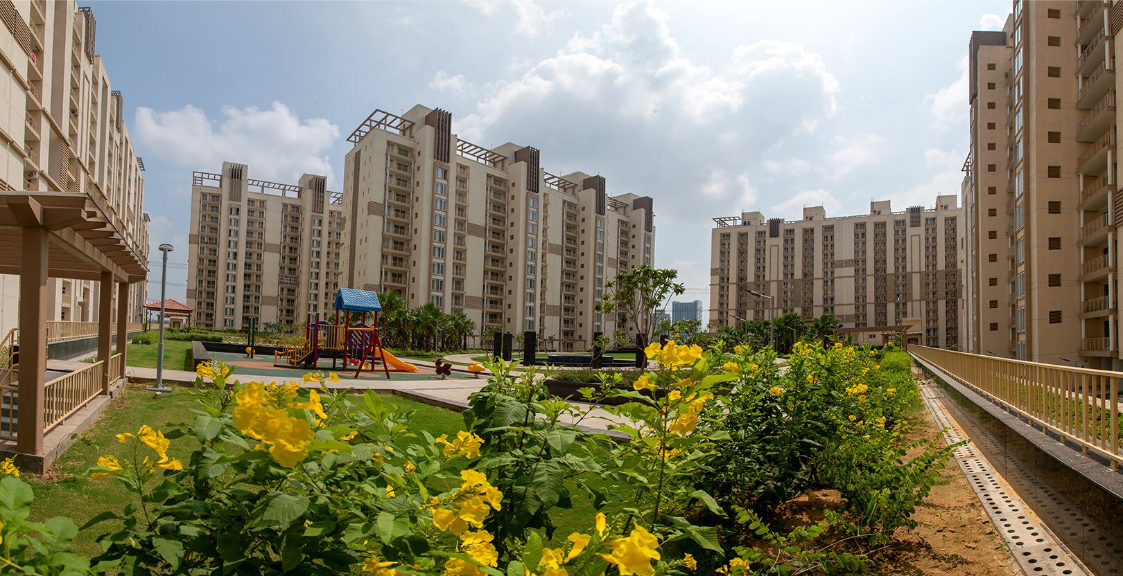 Emaar Gurgaon Greens review image