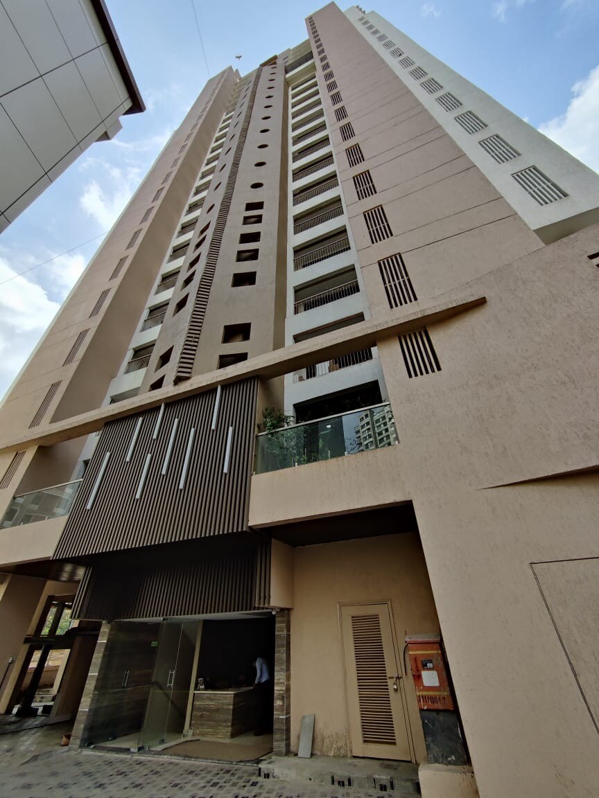 Rashi Tower review image