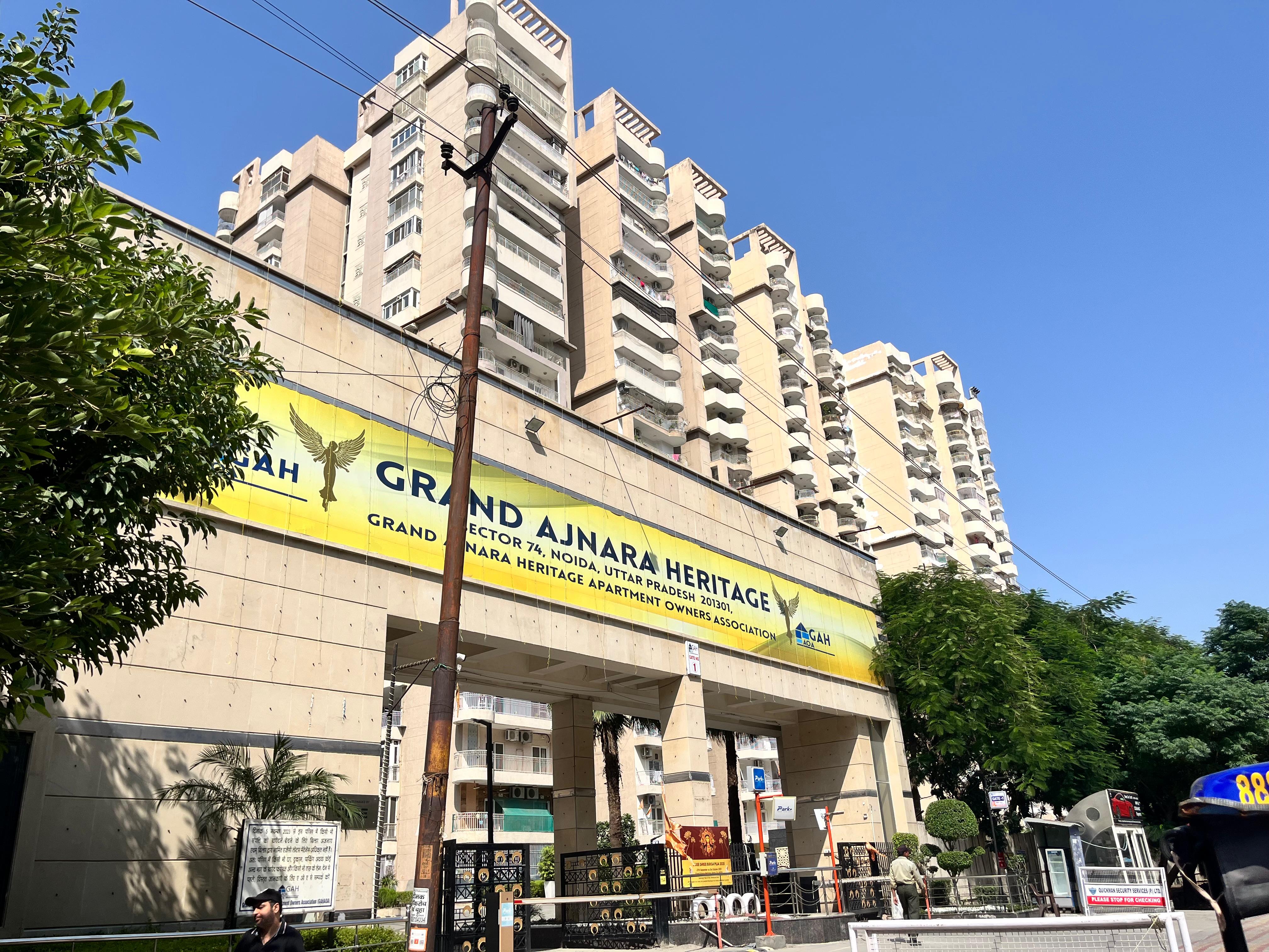 Ajnara Grand Heritage review image
