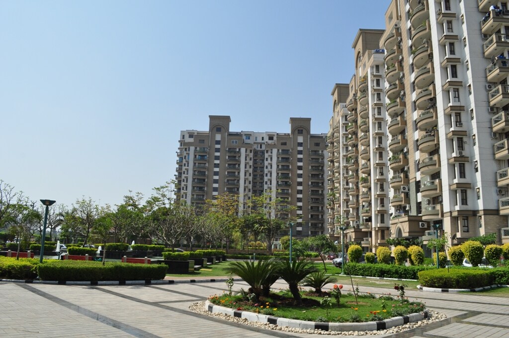 Vipul Greens review image