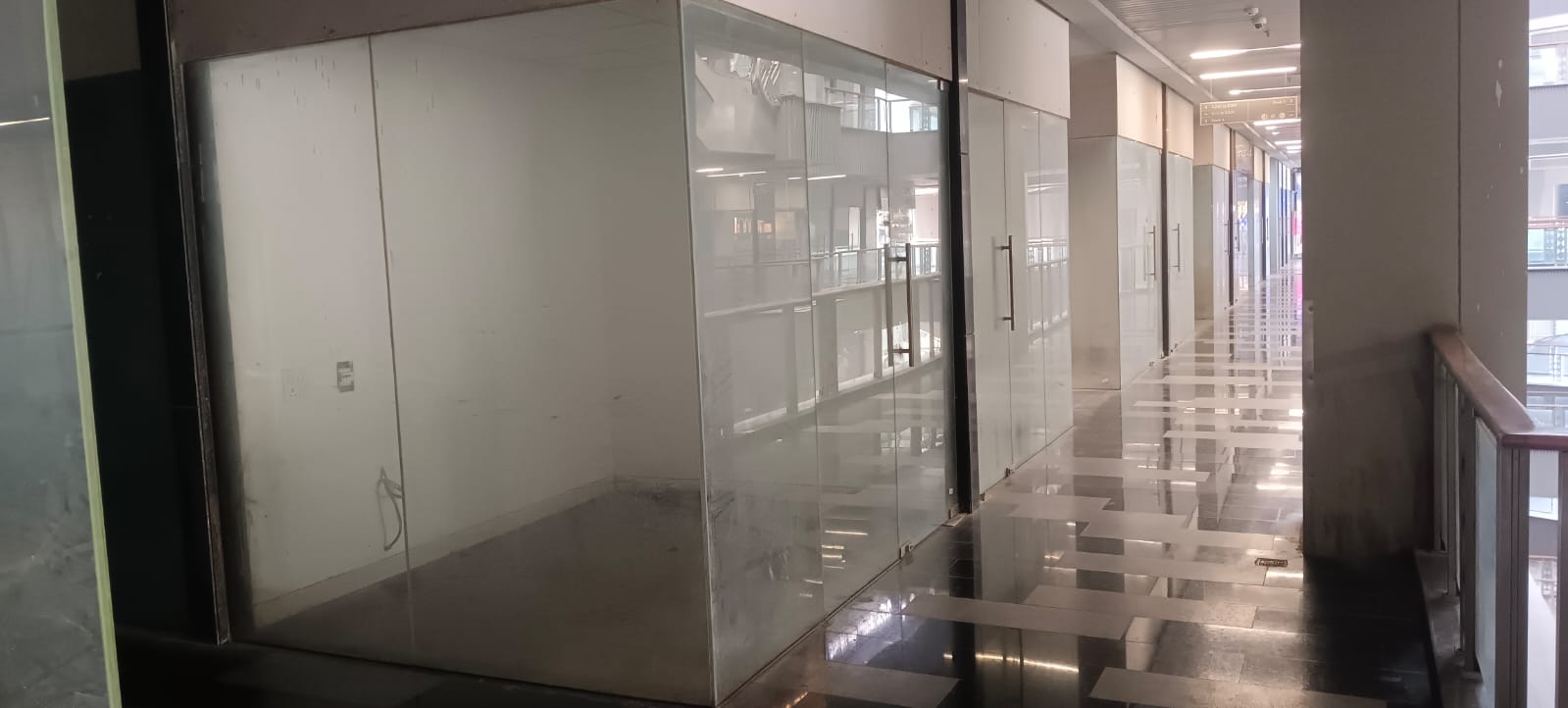 Galaxy Blue Sapphire Plaza review image