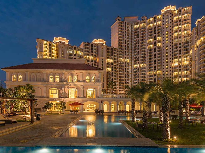DLF Regal Gardens review image