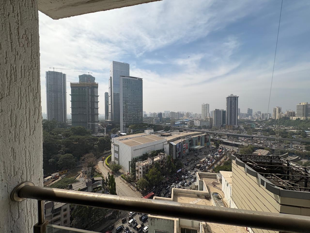 Goregaon East review image