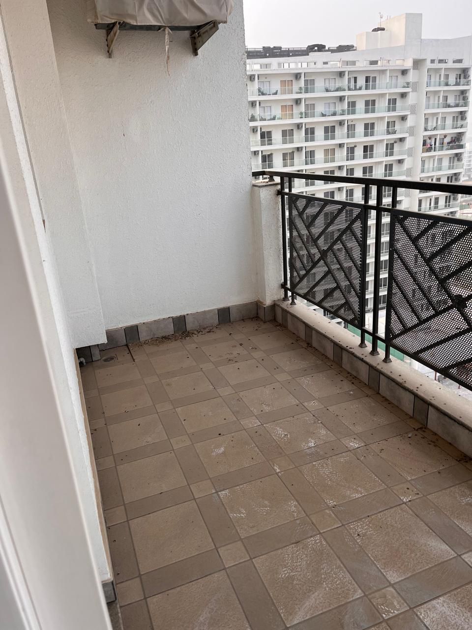 Central Park Flower Valley Aqua Front Towers review image