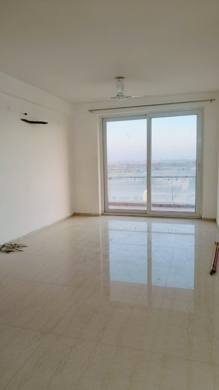 Omaxe Royal Residency Faridabad review image