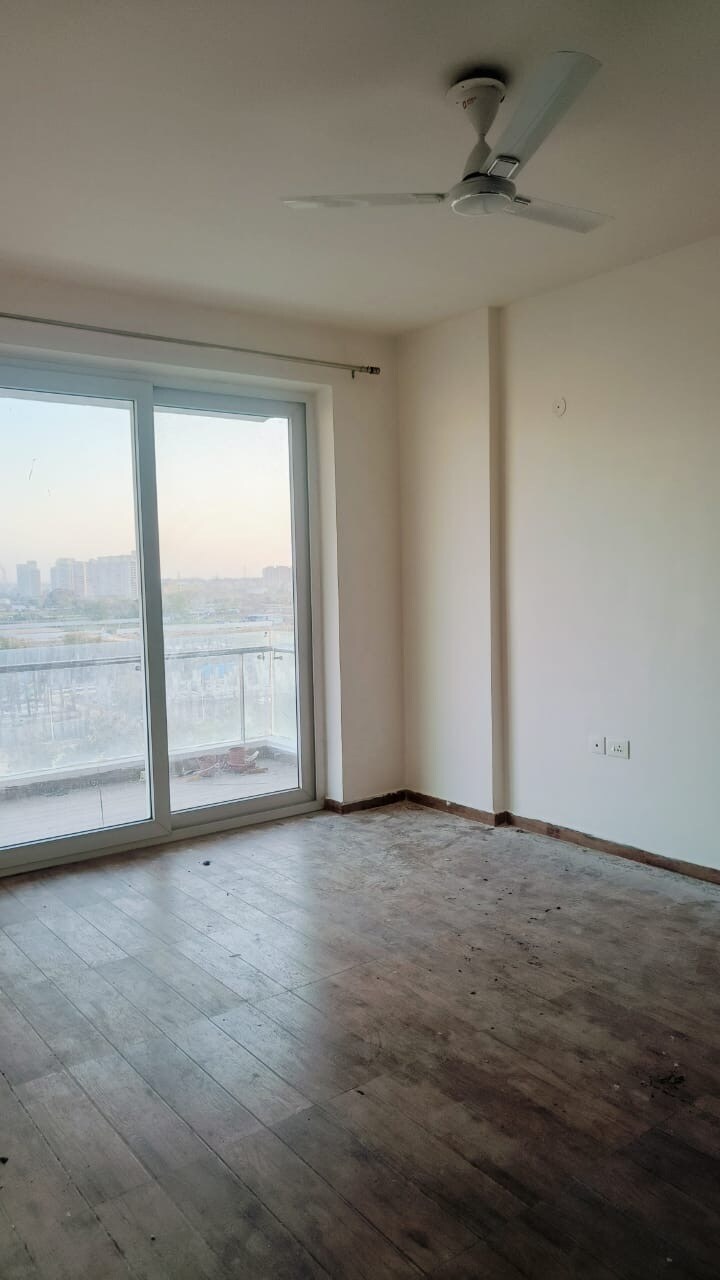 Omaxe Royal Residency Faridabad review image