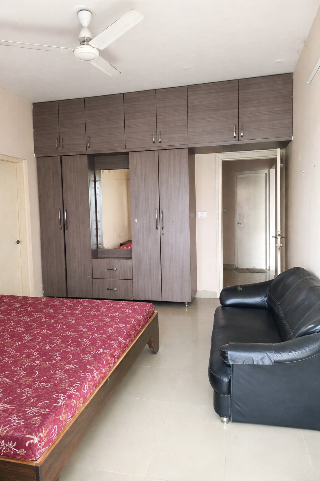 Godrej Garden City review image