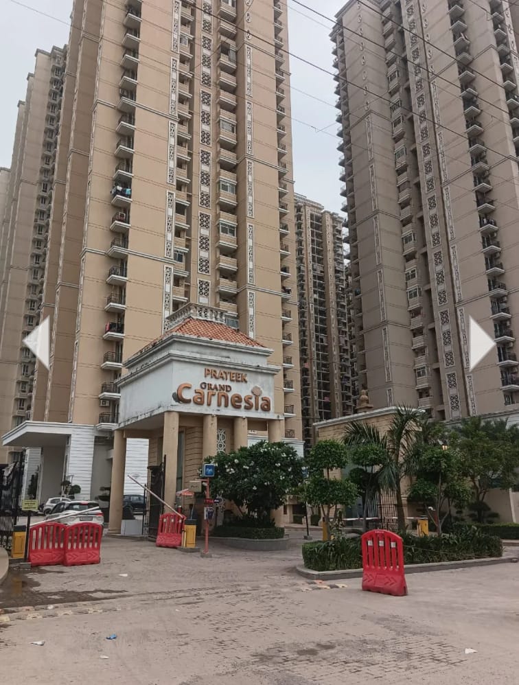 Prateek Grand City review image