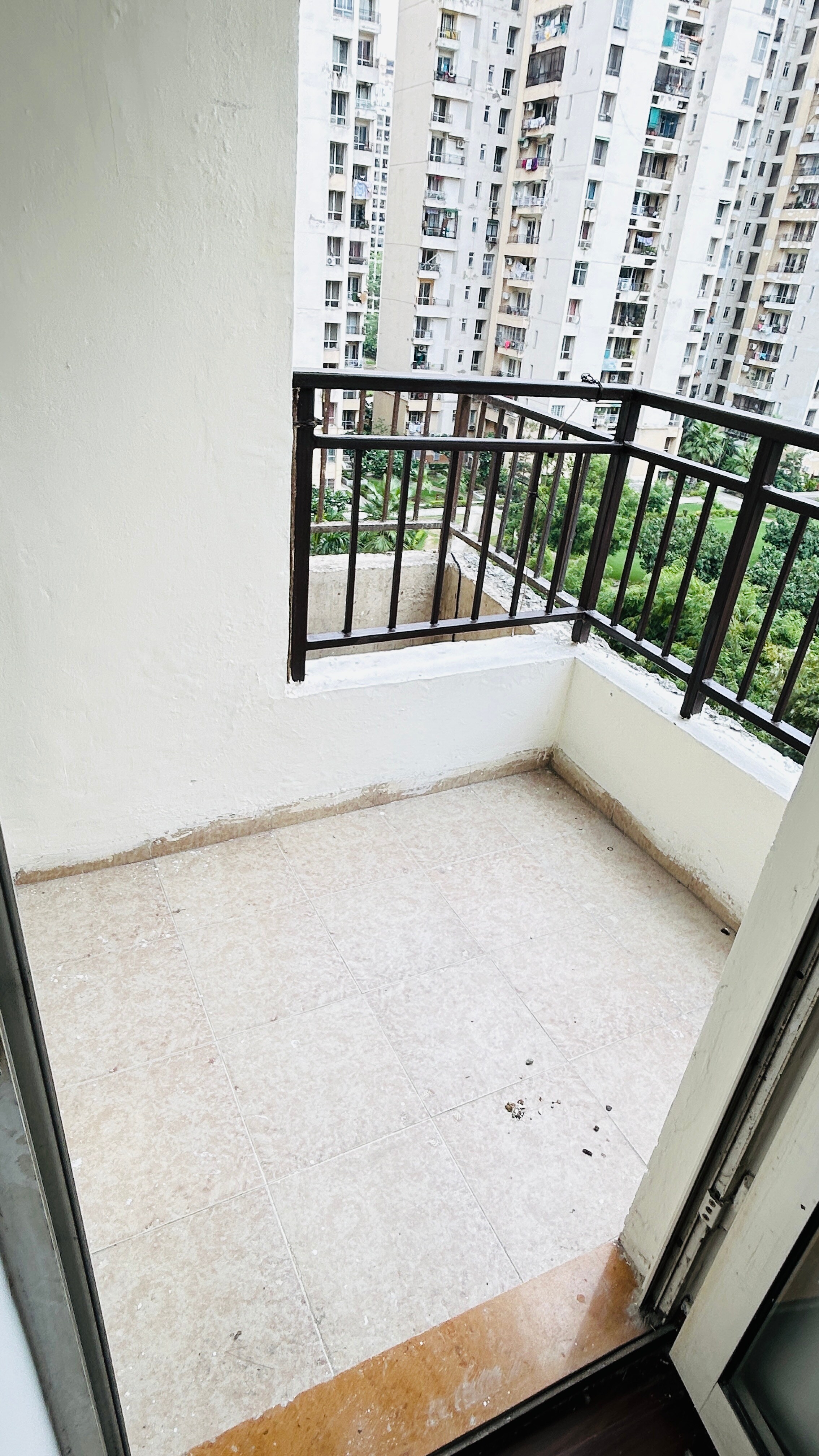Jaypee Greens Kosmos review image