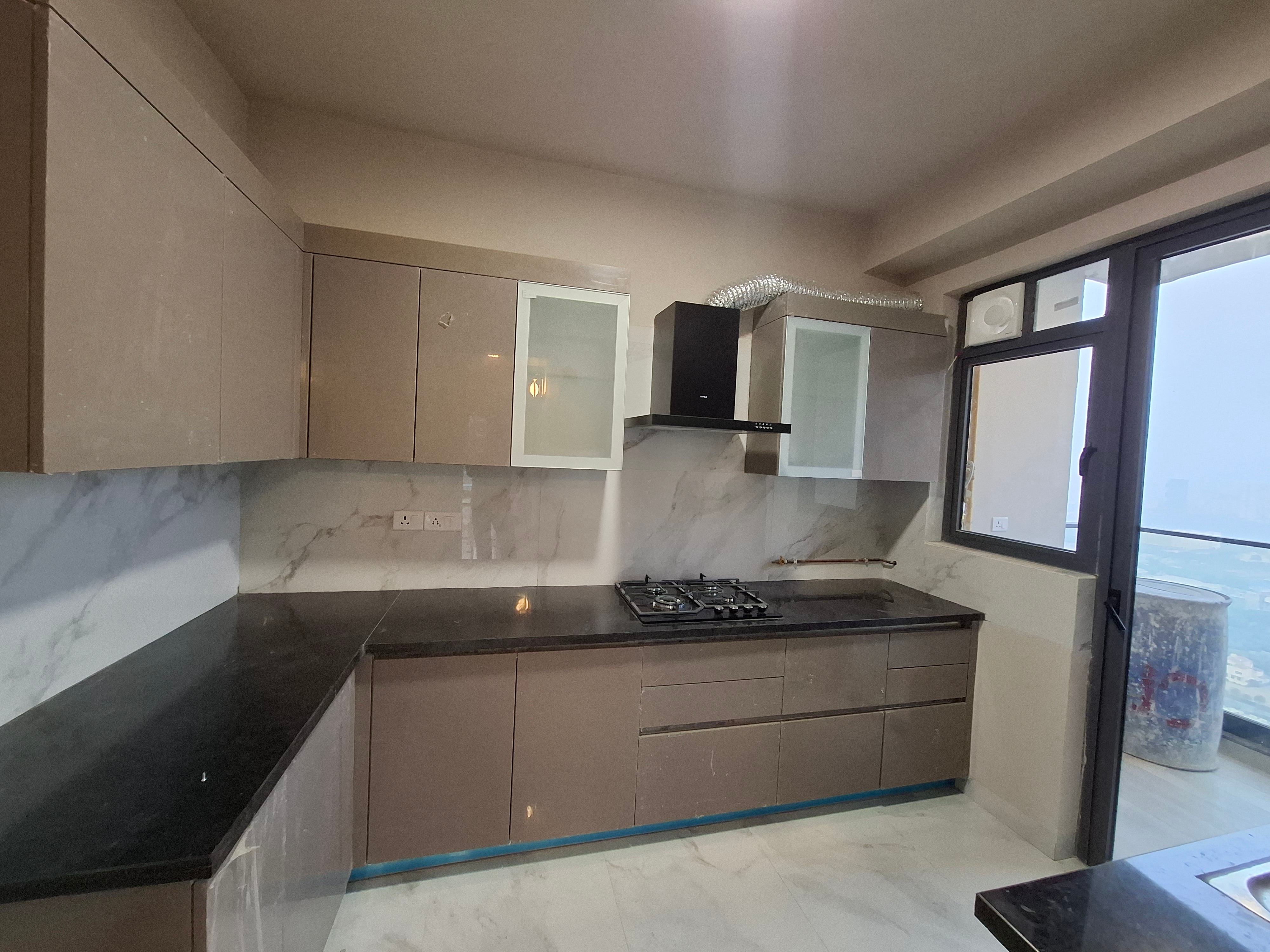 Hundred Keys Realty