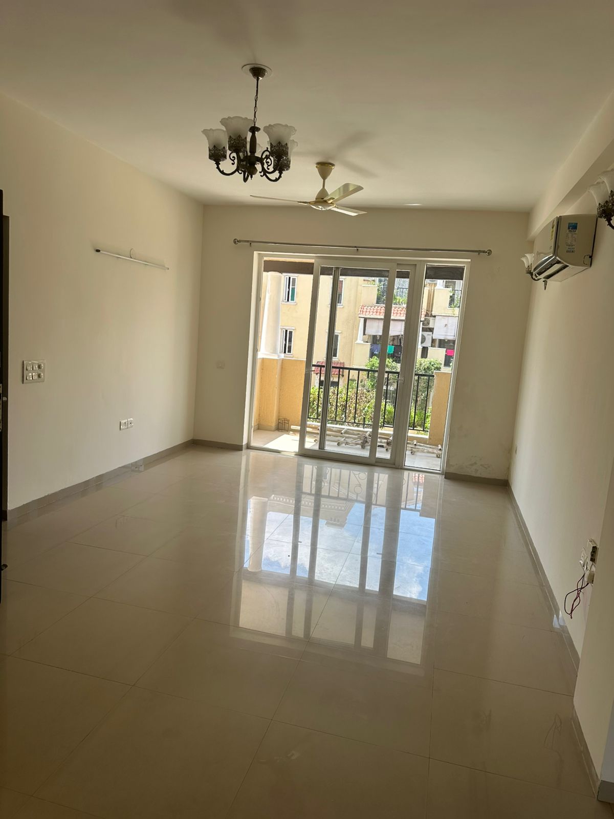 Hundred Keys Realty